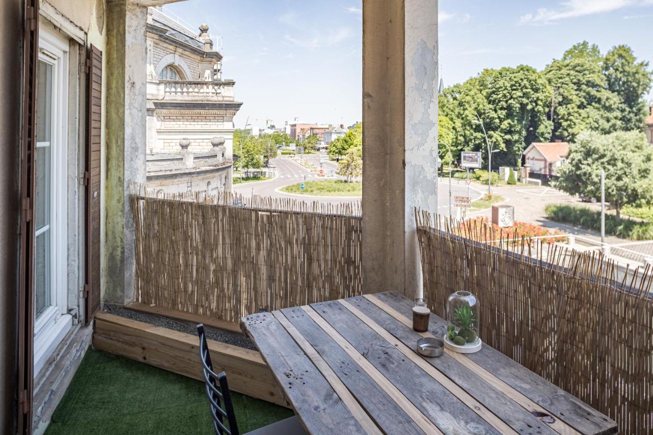 Studio De La Seine - Balcon - Hypercentre - Parking Inclus Apartment Troyes Bagian luar foto